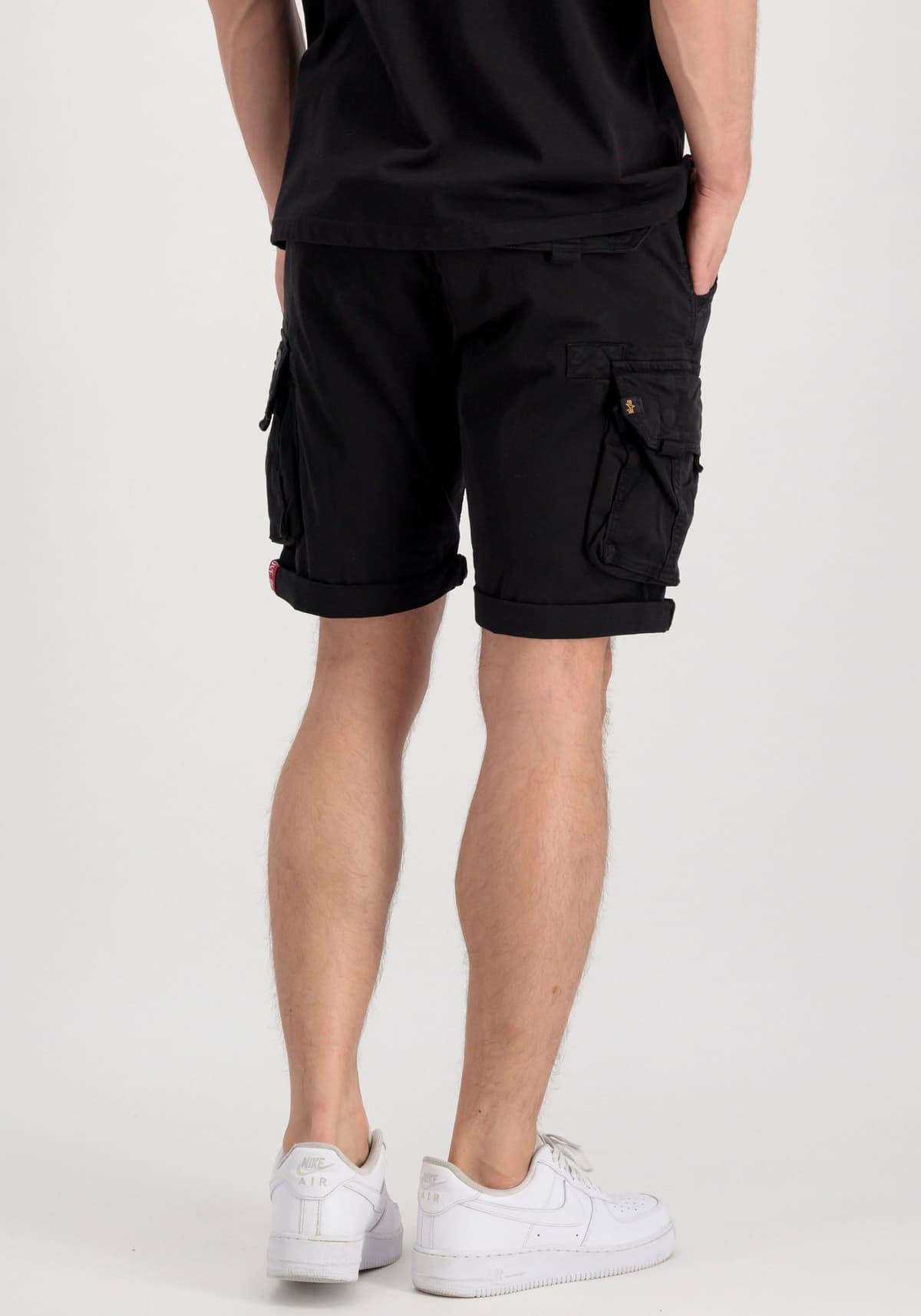 Cargoshorts ALPHA INDUSTRIES "Crew Short", Herren, Gr. 29, N-Gr, schwarz, Web, Obermaterial: 98% Baumwolle, 2% Elasthan, unifarben, slim fit kniefrei, Hosen Cargoshorts schwarz 29, N-Gr
