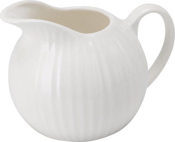 No-Name Flødekande, Riflet, Hvid, Porcelæn, 310ml.