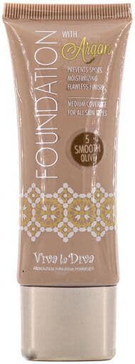 Viva la Diva Smooth Olive Foundation
