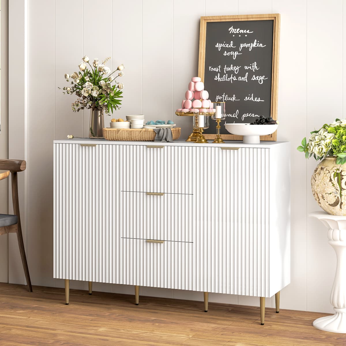 Homcom Credenza Moderna con 3 Cassetti, 2 Armadietti e Ripiani Regolabili, Legno e Metallo, Bianco