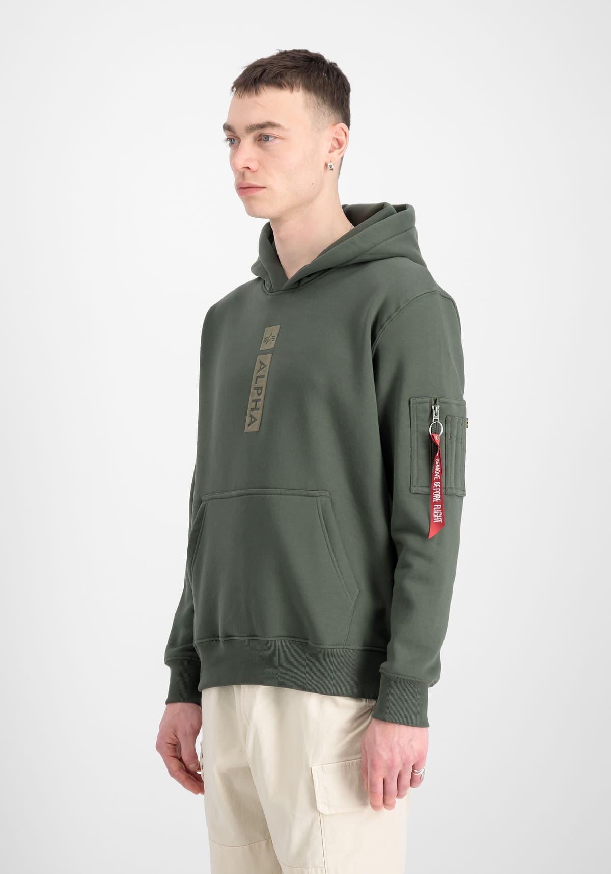 Hoodie ALPHA INDUSTRIES "Alpha Puff Print Hoodie", Herren, Gr. M, grün (schwarz olive), Obermaterial: 80% Baumwolle, 20% Polyester, regular fit, Sweatshirts Hoodie schwarz olive M