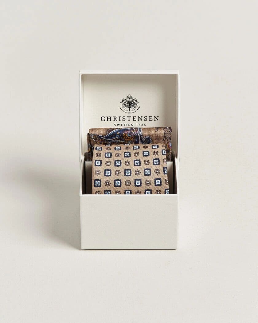 Amanda Christensen Box Set Silk 8 cm Tie And Pocket Square Beige