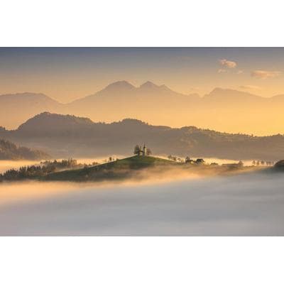 Fototapete PAPERMOON "Neblige Landschaft", bunt, B:3,5m L:2,6m, Vlies, Tapeten