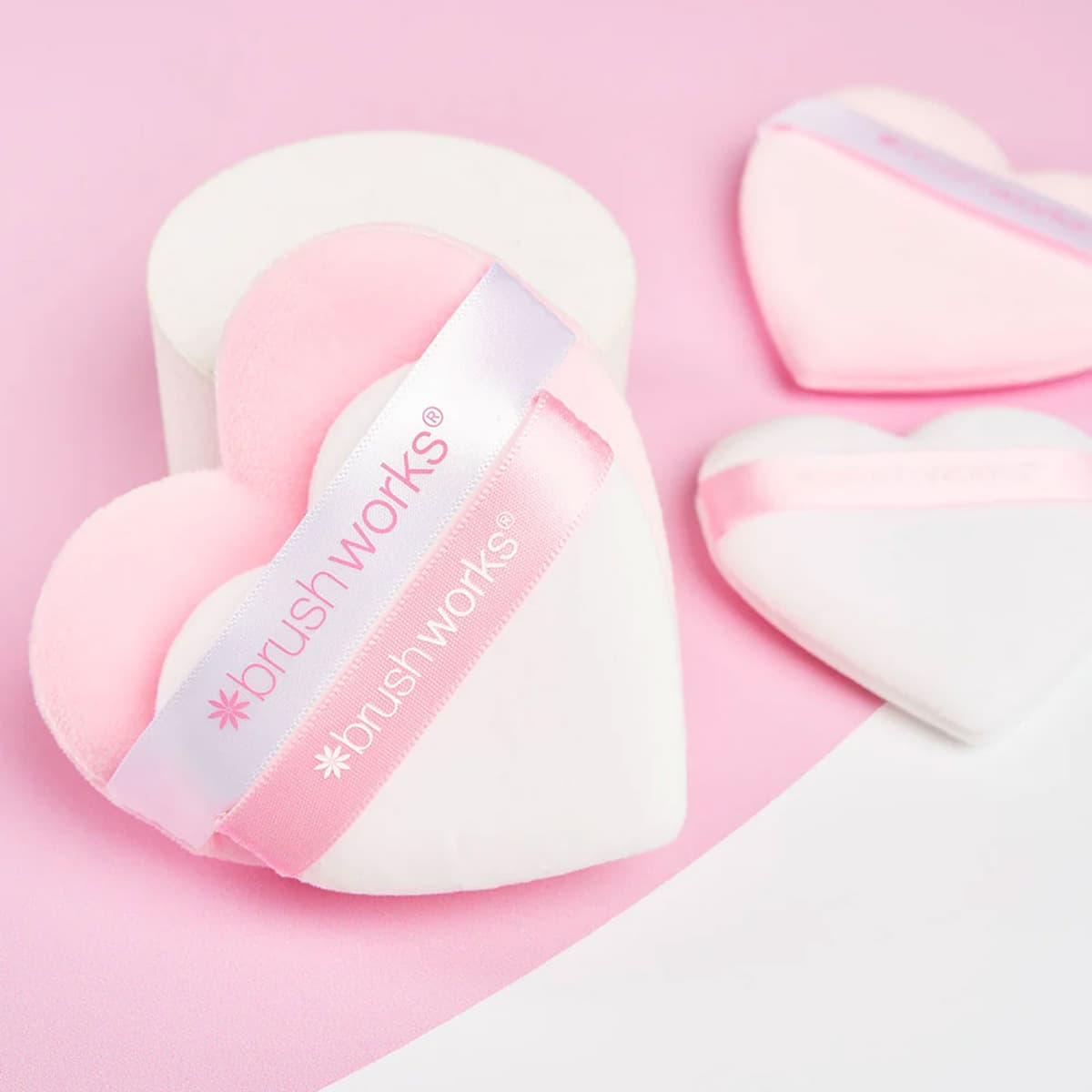 BRUSHWORKS True Love Powder Puffs 4pcs