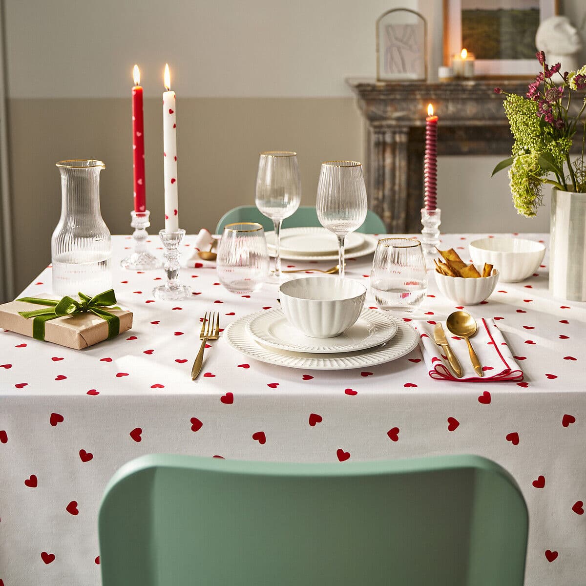 LA REDOUTE INTERIEURS Lot de 4 serviettes de table en coton, imprimé cœurs, SCACCO