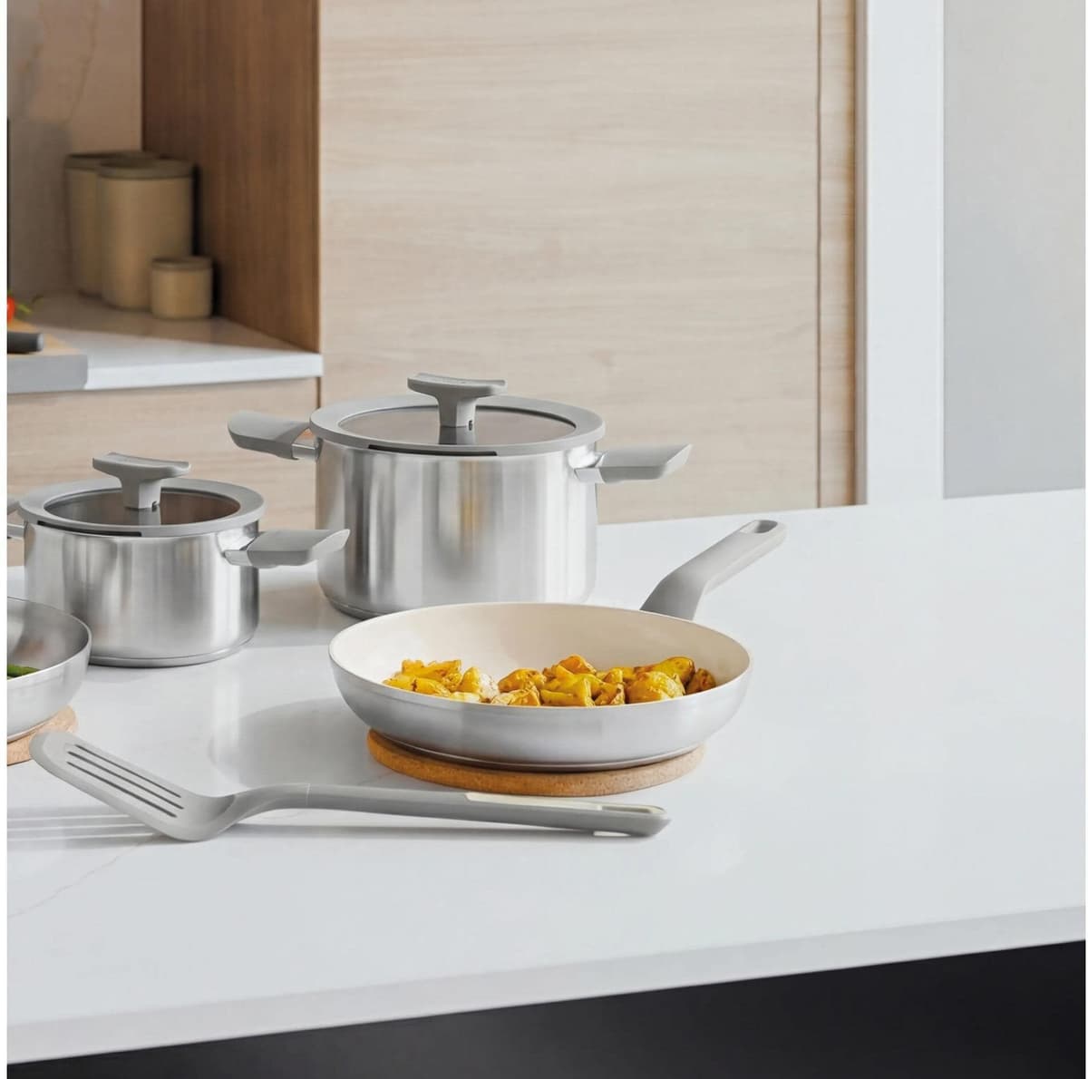 Bratpfanne BERGHOFF "Leo Balance NS 24 cm", silber (grau), Ø:24cm, Pfannen, Bratpfanne grau Ø 24cm