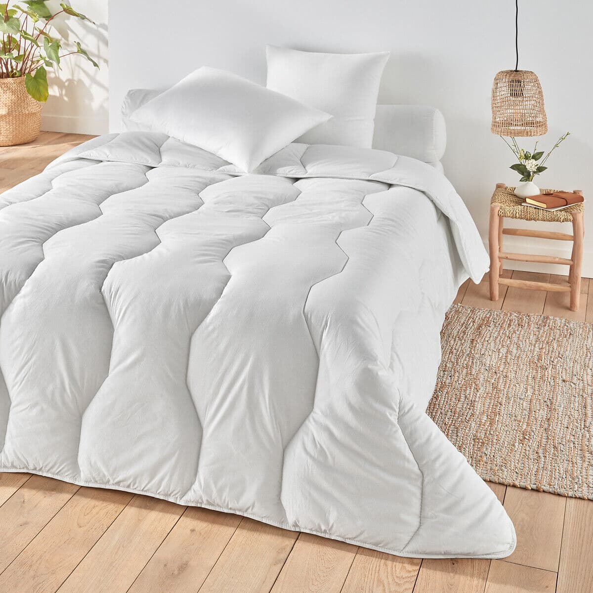 LA REDOUTE INTERIEURS Couette chaude, anti-acariens, enveloppe en coton bio