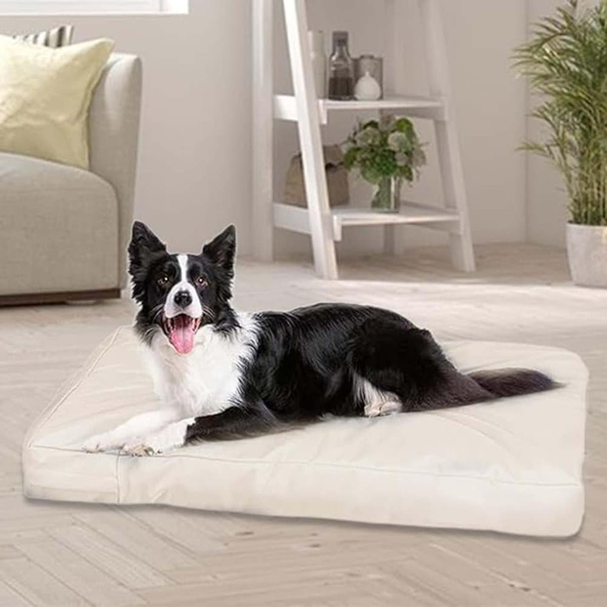 Waterdichte beige hondenbed hoes van Oxford materiaal voor bescherming van je slaapmat