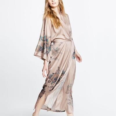KIM + ONO Fura Long Floral Kimono Robe Cover-Up   KIM+ONO - sepia rose / one size