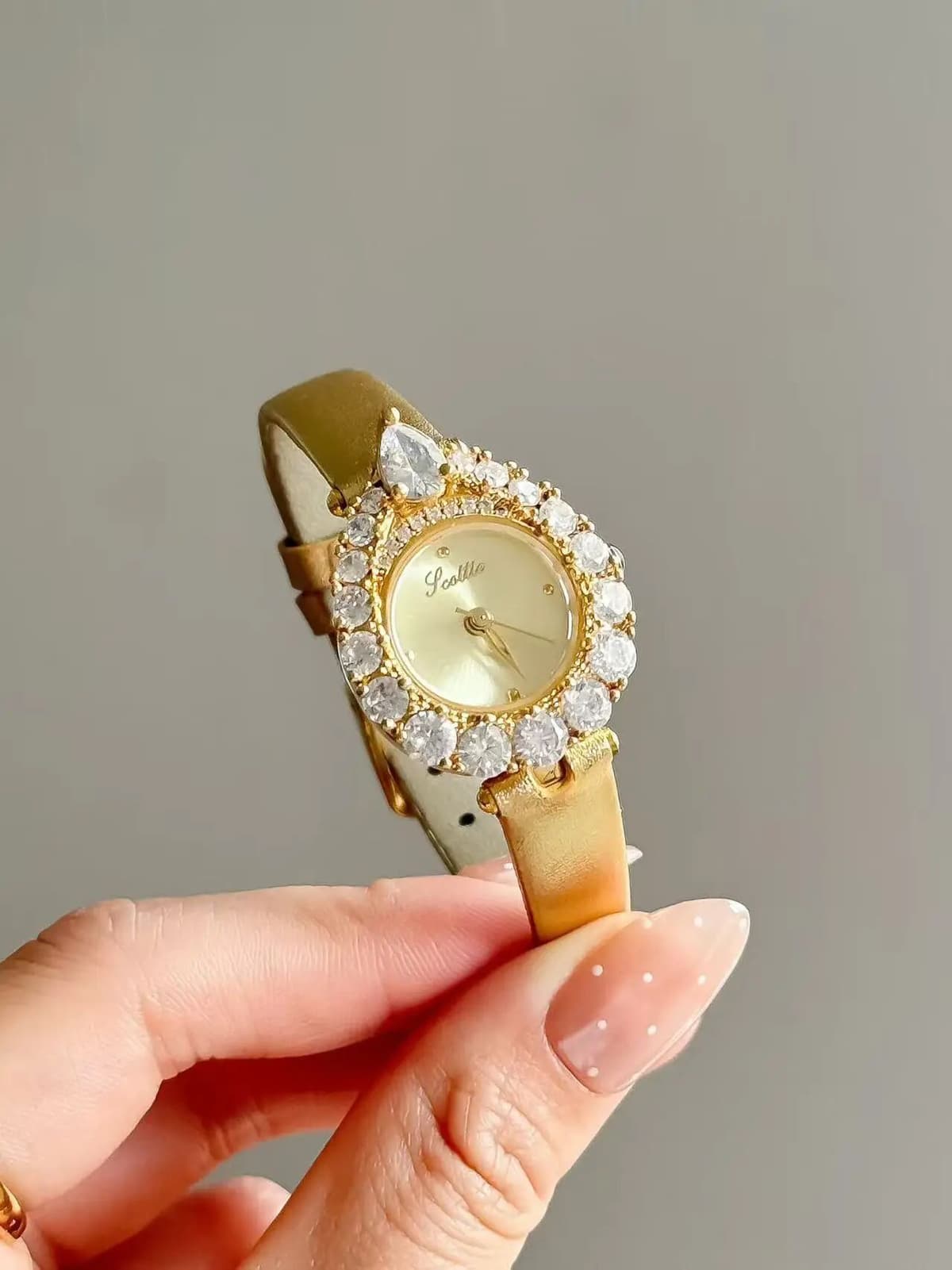 DRNATA Quartz Watch for Women Gold Grey Clock Leather Strap Orologio Girls Wristwatch Ladies Stainless Steel Reloj Mujer