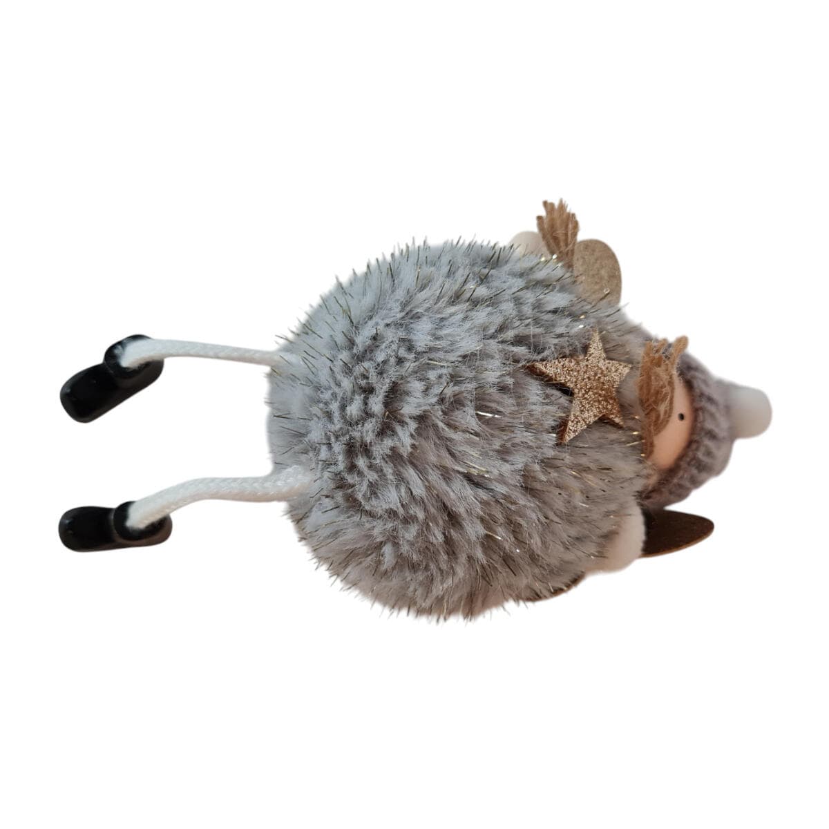 Ein grauer, felliger Igel mit goldenem Stern, Strickmütze und Knopfaugen