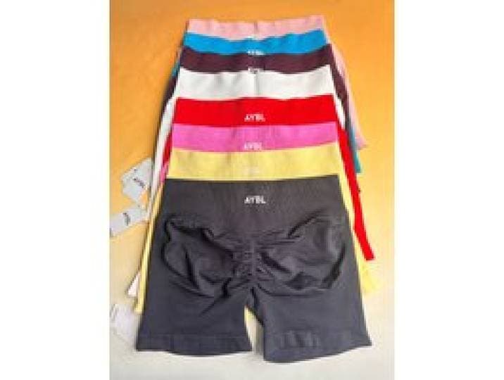 AYBL Low-Rise Yoga Shorts — Heupliftende fitness shorts voor dames: Elastisch, vochtregulerend en antislip sportshorts