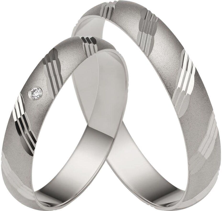 Trauring FIRETTI "Schmuck Geschenk Gold 375 Hochzeit Ehering "LIEBE" Gr. 56, weiß (weißgoldfarben), Fingerringe, Damen, 56, SI = kleine Einschlüsse mit Brillant, Weißgold 375, 4mm, Trauring, Made in Germany, wahlweise mit oder ohne Brillanten