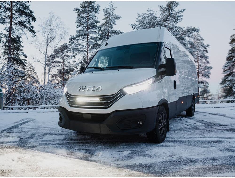 LazerLamps România Iveco Daily (2024+) Kit pentru grilă