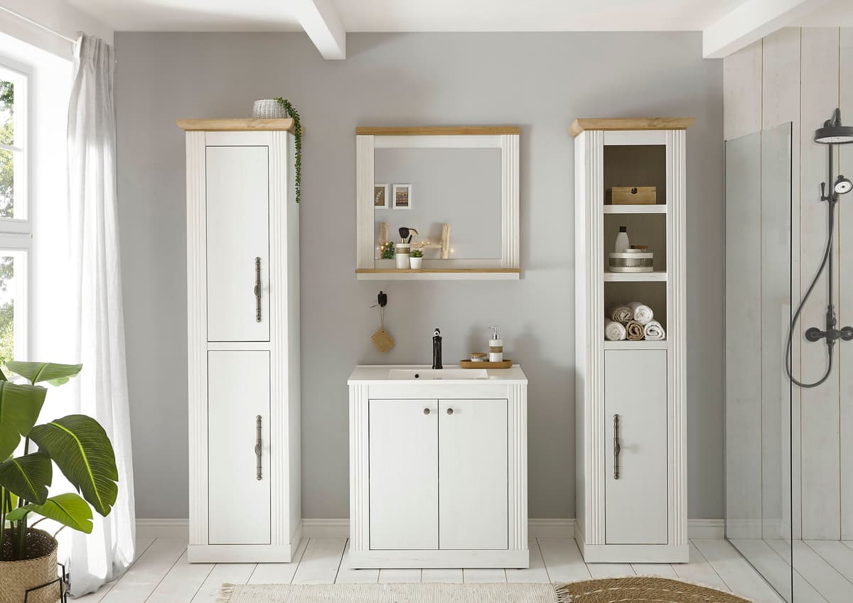 Badmöbel-Set GOODPRODUCT "WESTMINSTER, Bad im Landhausstil, 4-teiliges Badezimmer", weiss (pinie weiß dekor), B:220cm H:203cm T:46cm, Kastenmöbel-Sets, Badmöbel-Set, Waschtisch, Spiegel, 2 Hochschränke, in 2 Farben, Breite 220 cm pinie weiß dekor B/H/T: 2