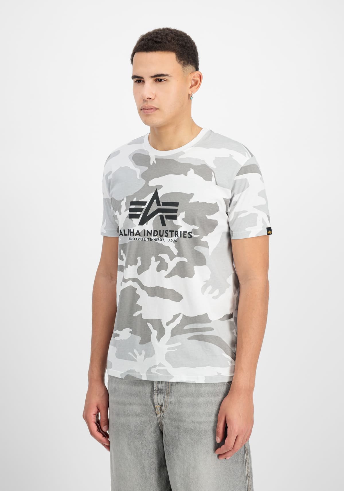 T-Shirt ALPHA INDUSTRIES "Basic T-Shirt", Herren, Gr. 3XL, weiss (weiß camo), Single Jersey, Obermaterial: 100% Baumwolle, bedruckt, regular fit normal, Rundhals, normaler Saum, Shirts T-Shirt, Baumwolle, regular fit weiß camo 3XL
