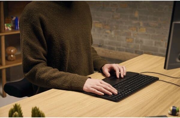 Contour Tastatur, Touch & Balance, Ledning