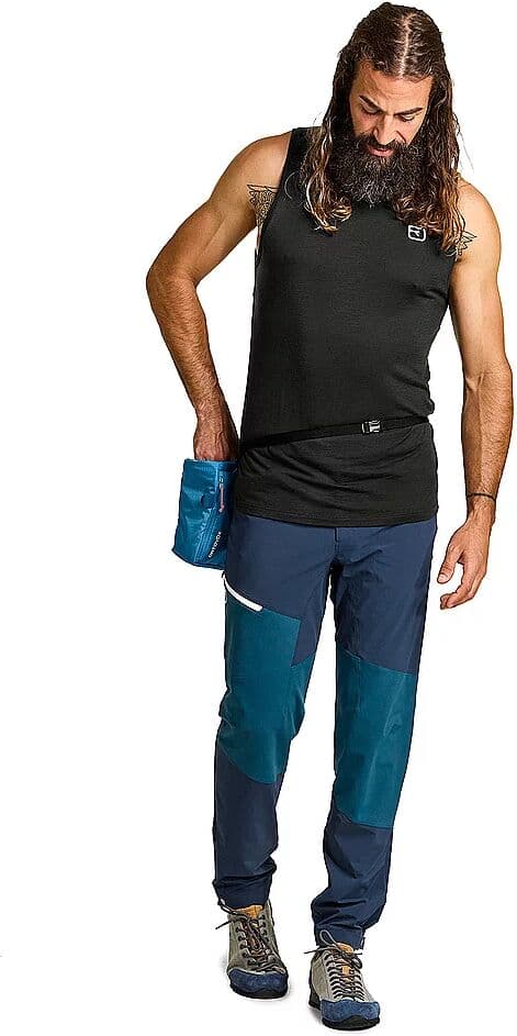 ORTOVOX Erste-Hilfe-Set First Aid Rock Doc blau B