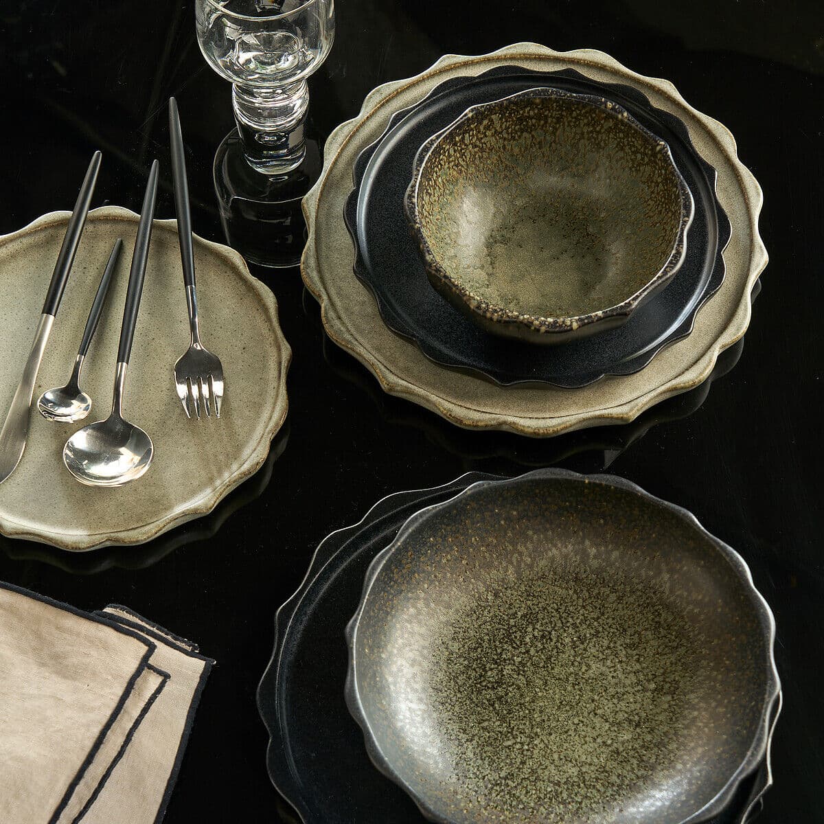 AM.PM Lot de 4 assiettes à dessert grès émaillé, Arigato