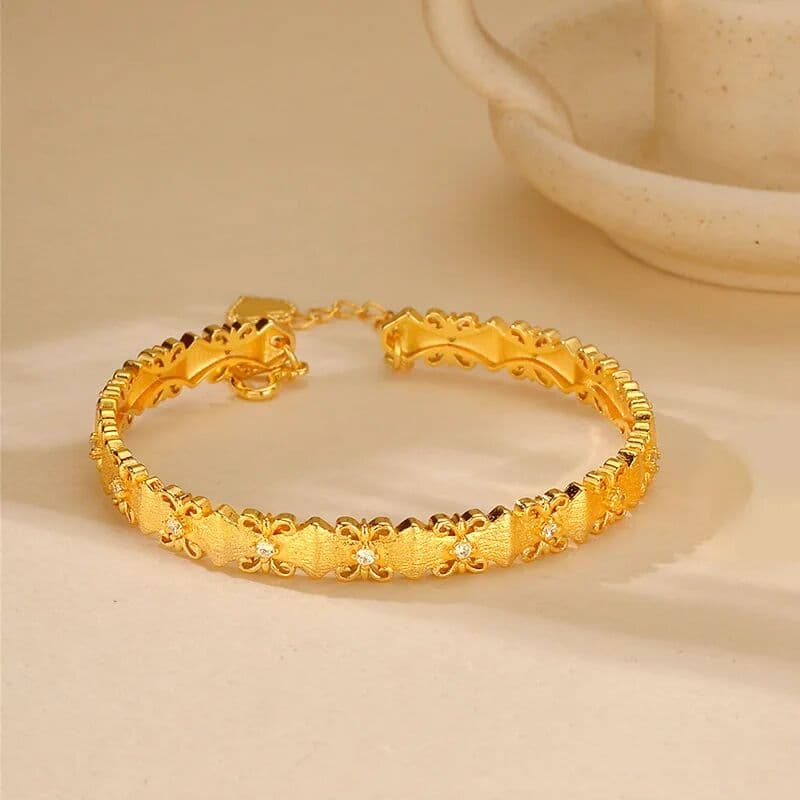 NONE Filigree Butterfly Open Bangle Women's 24K Gold AU999 - Exquisite filigree craftsmanship, transparent texture