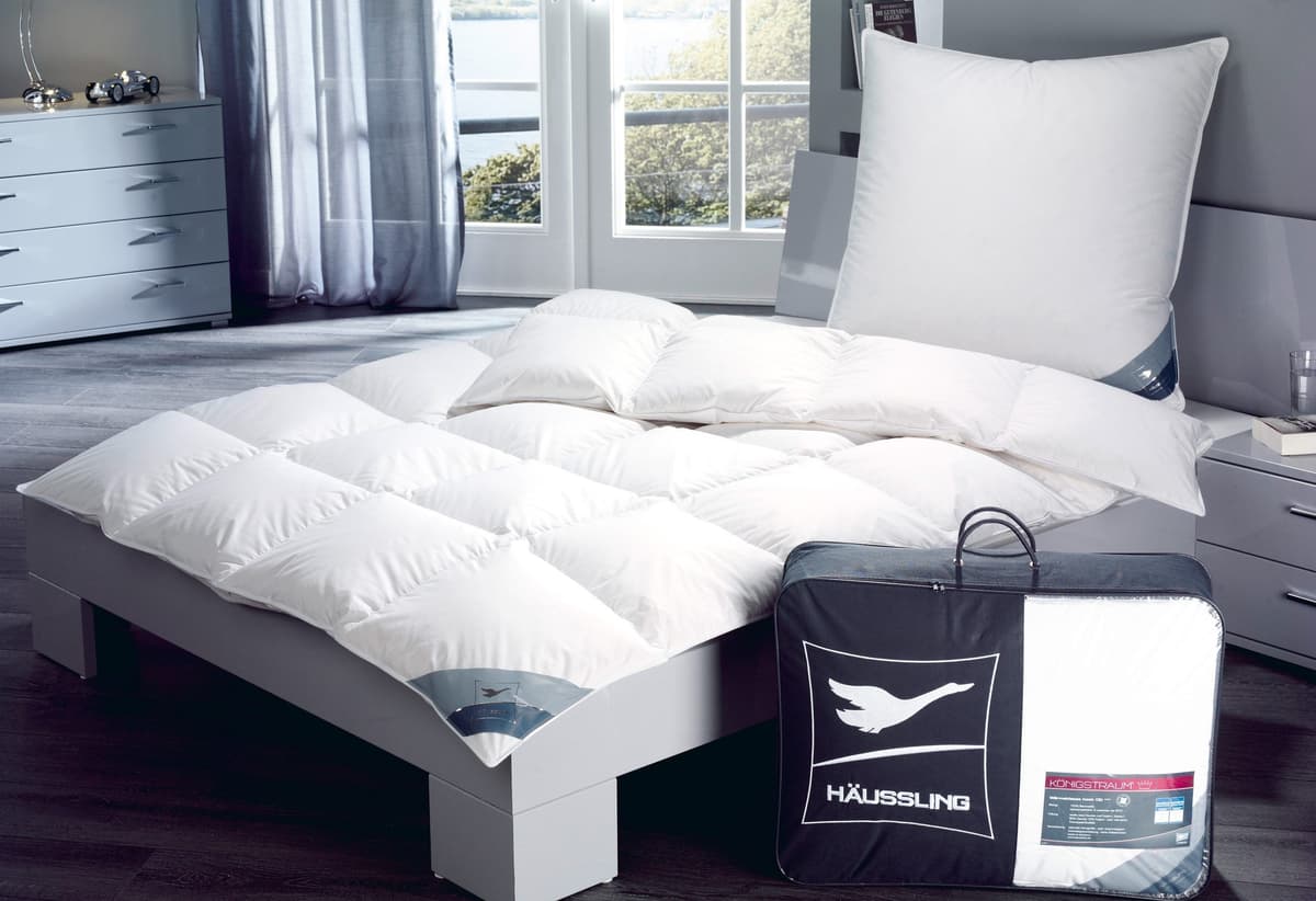 Daunenbettdecke HAEUSSLING "Königstraum - First Class", weiss (weiß), B:135cm L:200cm, Füllung: 90% Daunen, 10% Federn, Bettdecken, Daunenbettdecke, Hohenstein geprüft weiß B/L: 135cm x 200cm, extrawarm