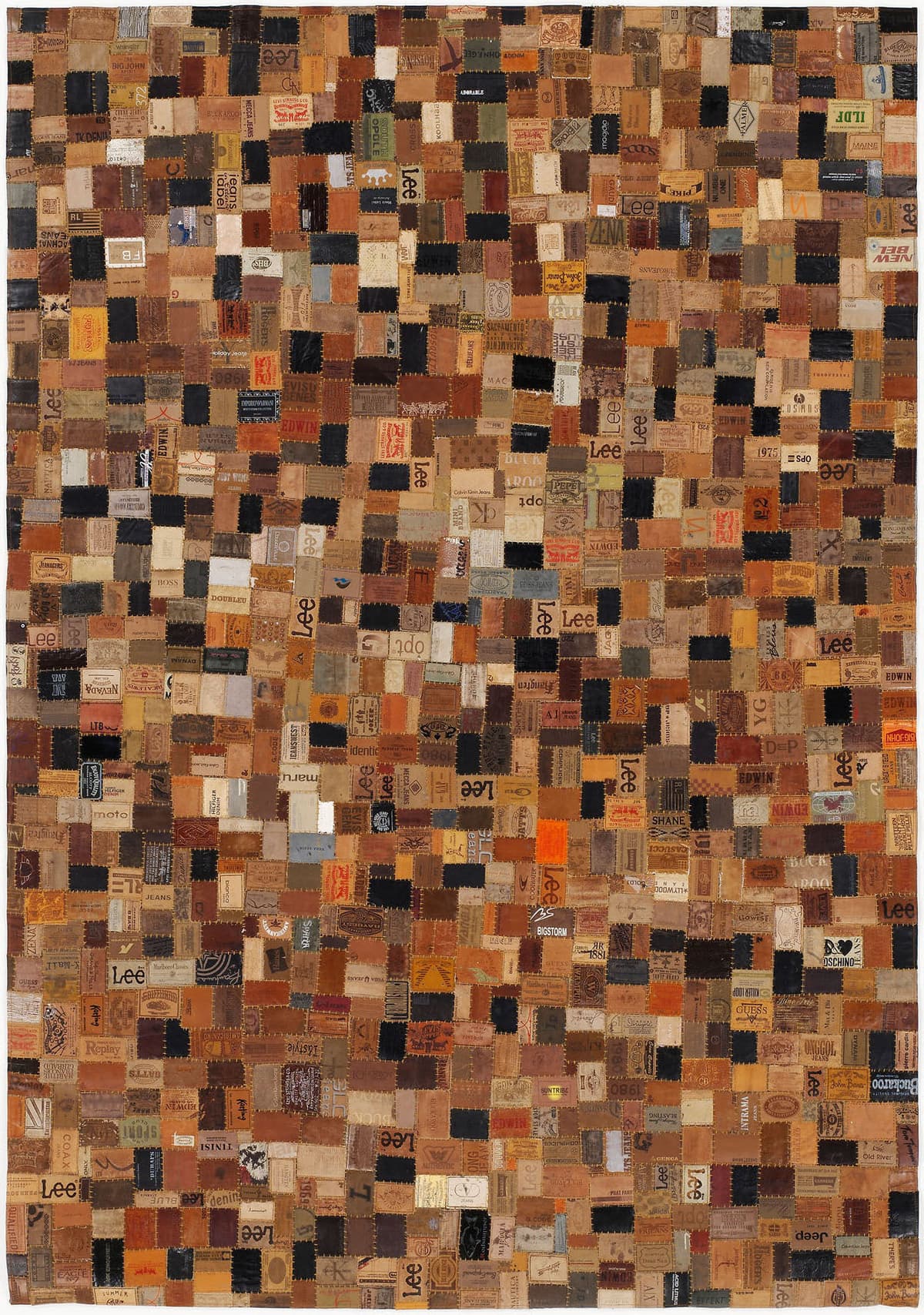 Lederteppich OCI DIE TEPPICHMARKE "Labelstar" Gr. 31, bunt (multi, braun), B:140cm H:10mm L:200cm, Leder, Teppiche, Lederteppich, echtes Leder, UNIKAT, handgenäht, Patchwork aus Leder Jeanslabel multi, braun B : 140cm 1 Stk., 10mm, L: 200cm