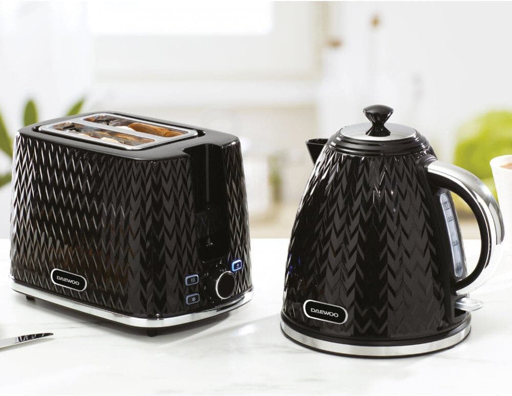 Daewoo Argyle Retro Set Kettle And Toaster Matching Bundle 2 Slice Browning Control Easy Clean 1.7L Jug Auto Off Black Black
