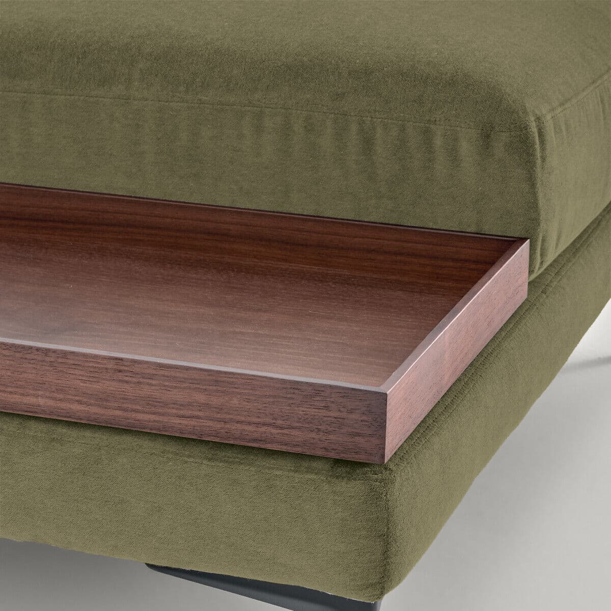EMMANUEL GALLINA X AM.PM Repose-pieds avec plateau, en velours stone, MODERNISTE