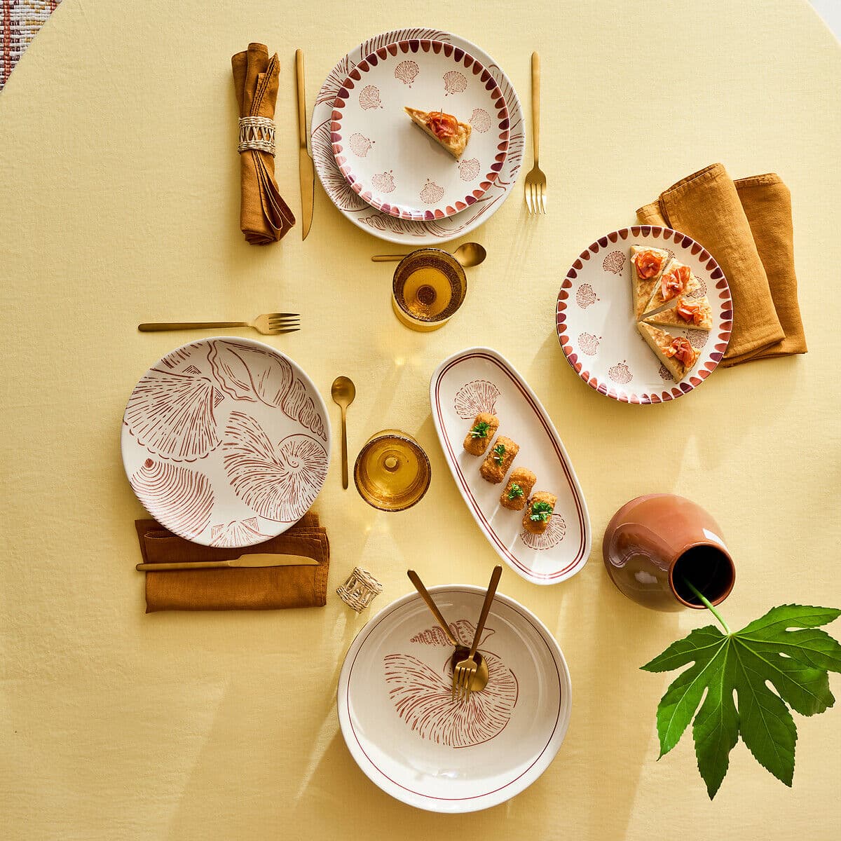 LA REDOUTE INTERIEURS Plat en céramique, motif coquillage, OMANA