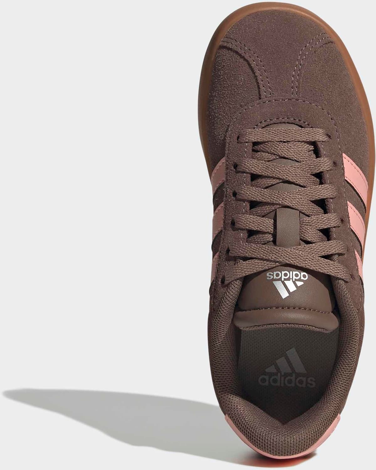 Sportswear "VL COURT 3.0" inspiriert vom Design des adidas Handball Spezial