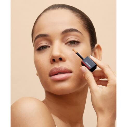 Shiseido Synchro Skin Self Refreshing Dual Tip Concealer 6mL 304 Medium