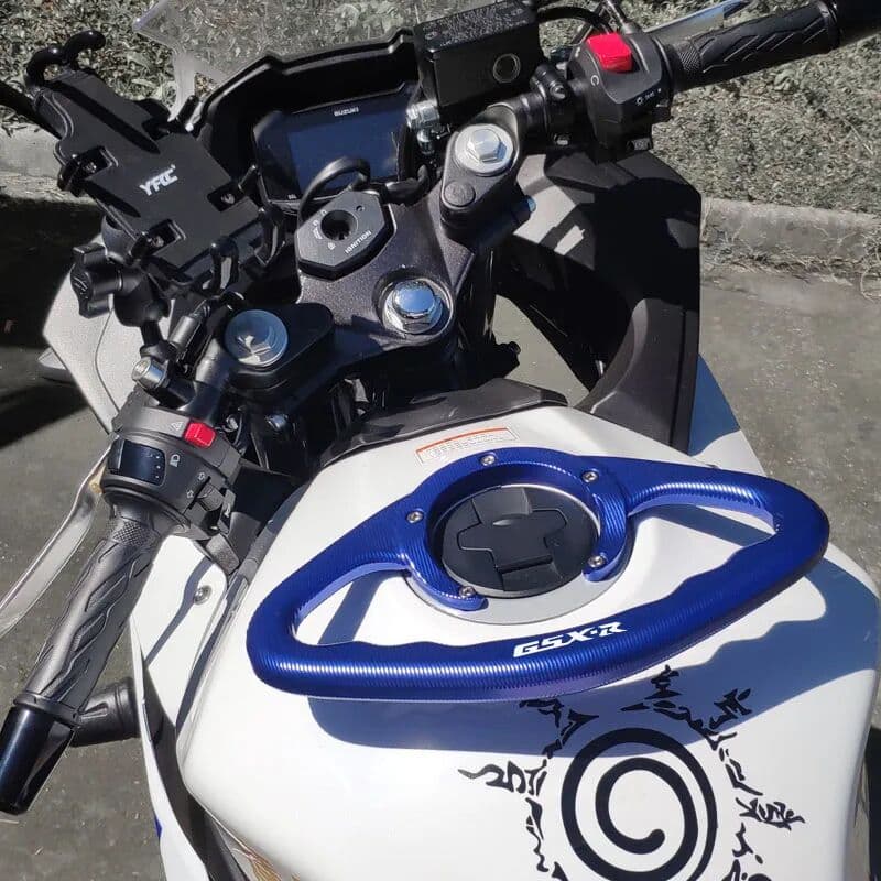 NONE For SUZUKI GSXR GSX-S GSX-R 600 750 1000 1300 Hayabusa Motorcycle Passenger Handgrips Hand Grip Tank Grab Bar Handle Armrest