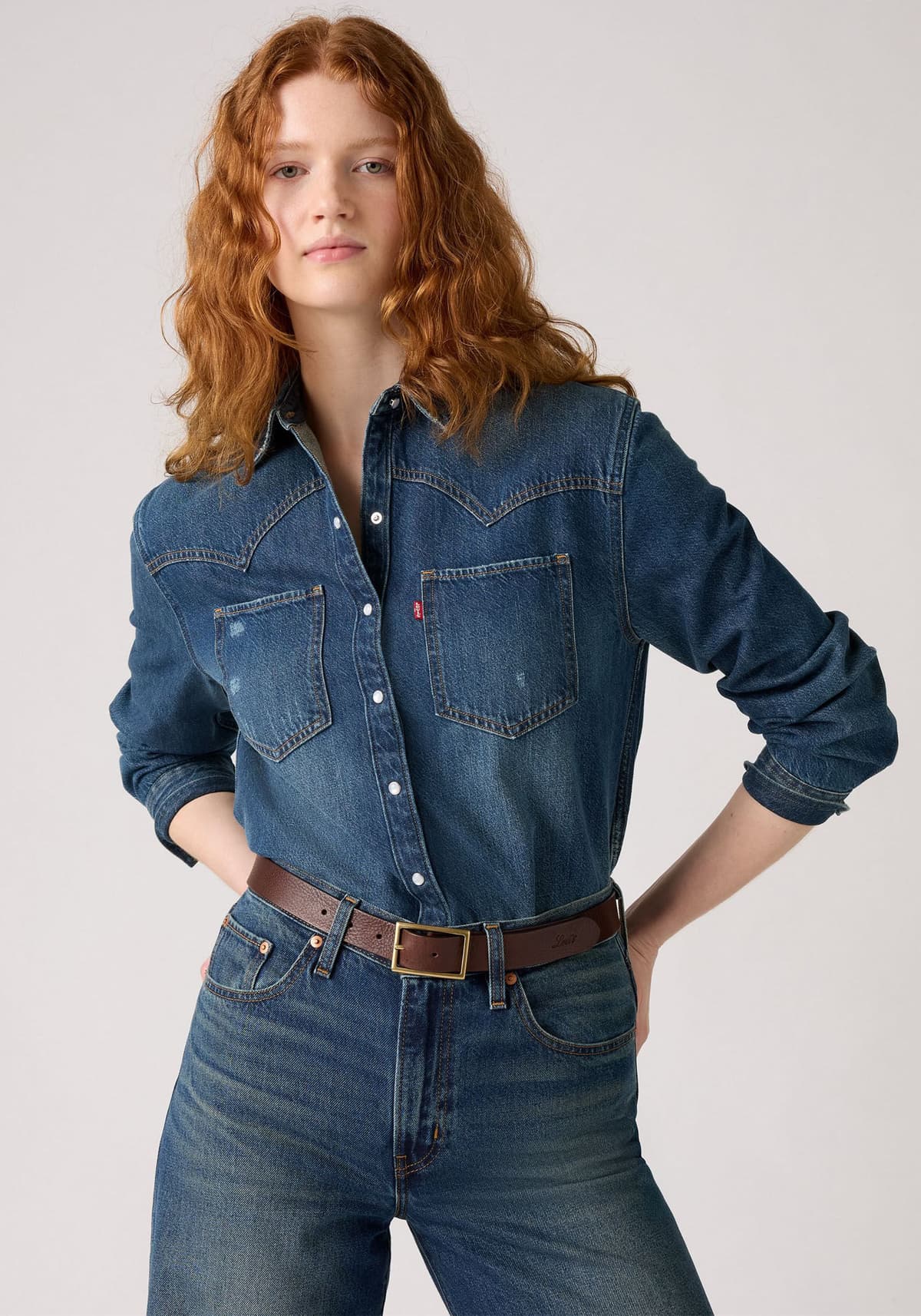 Ledergürtel LEVI'S "RECTANGLE BELT", Damen, Gr. 80, leather braun, Rindsleder, Gürtel Ledergürtel, mit goldfarbener Schliesse und Logoprägung leather braun 80
