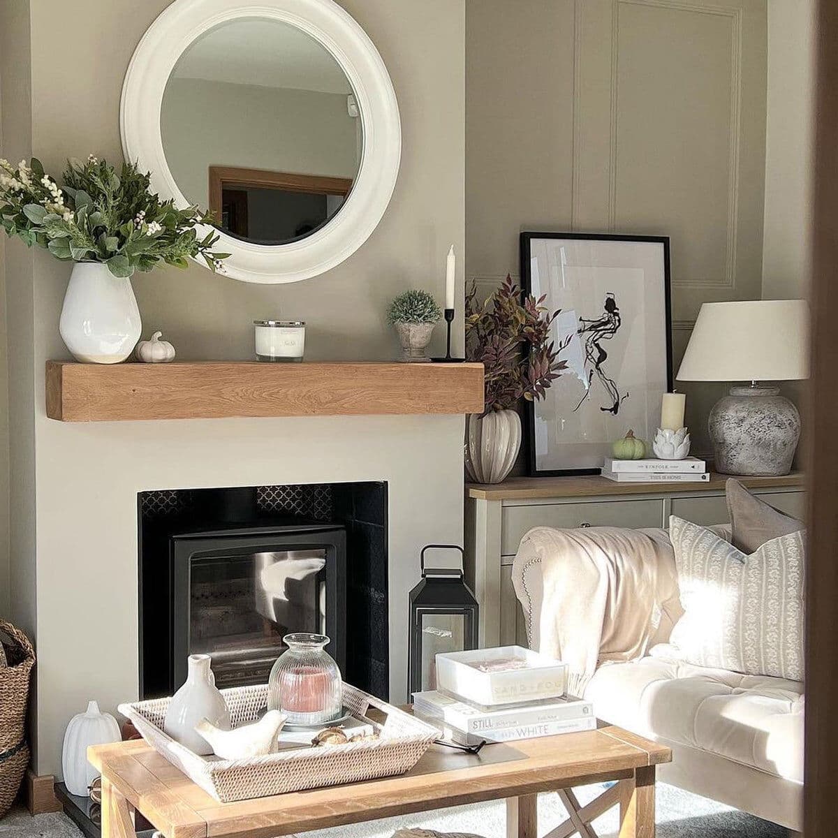Large Round Vintage White Wall Mirror 80cm x 80cm Wood, Glass