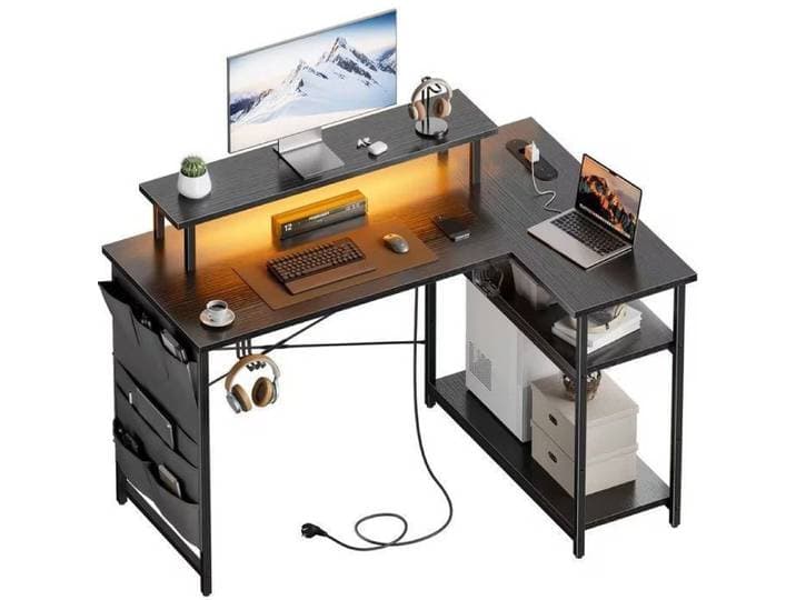 Bureau d'angle avec Rangement 110 x 80 cm Bureau Gaming LED avec Support de Moniteur Étagères Travail Marron Vintage