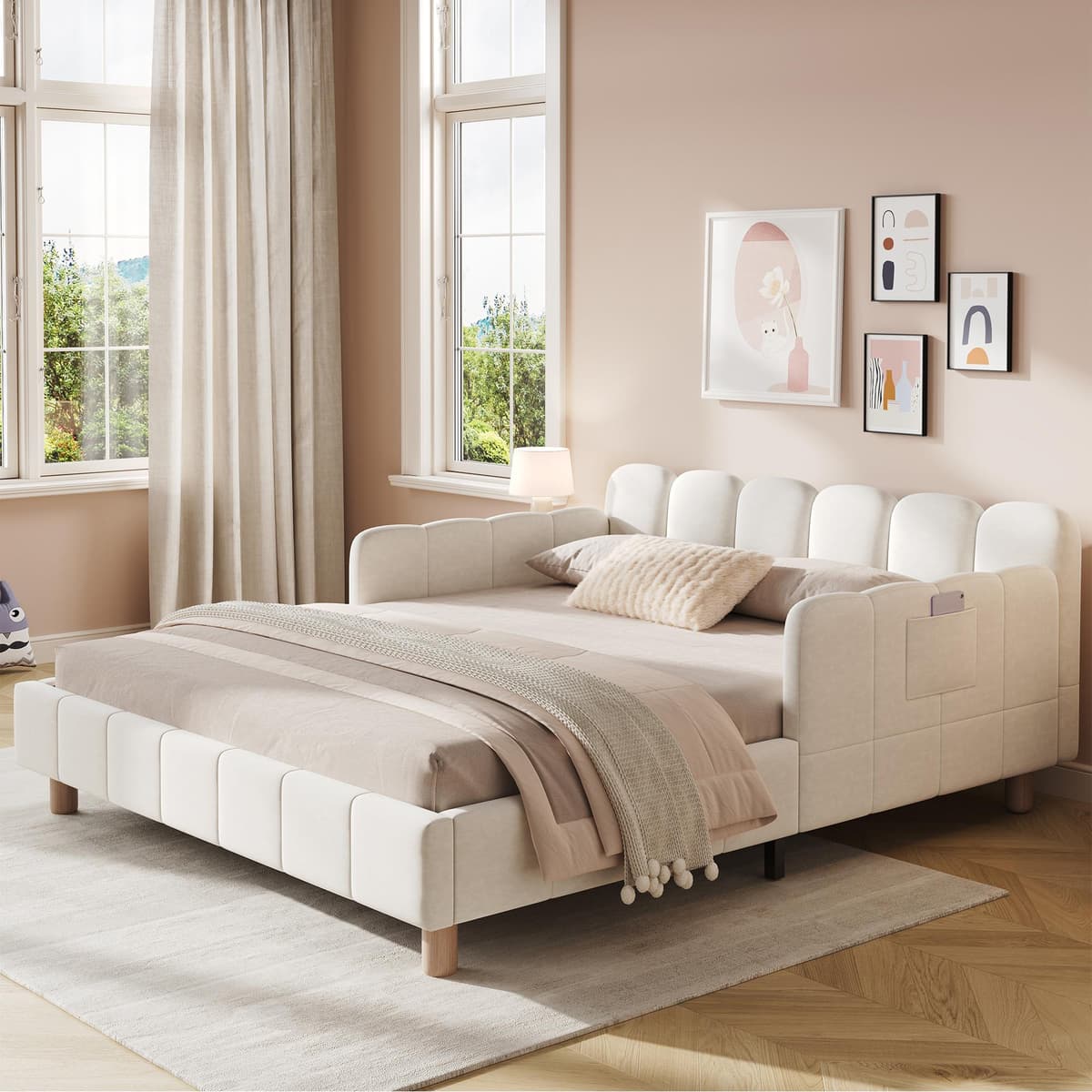 STILVORA Kinderbett 140x190 cm mit gepolstertem Kopfteil und Sicherheitsbarriere, Polsterbett mit Massivholzfüßen aus Samt, Jugendbett im Kapitonné-Design Beige