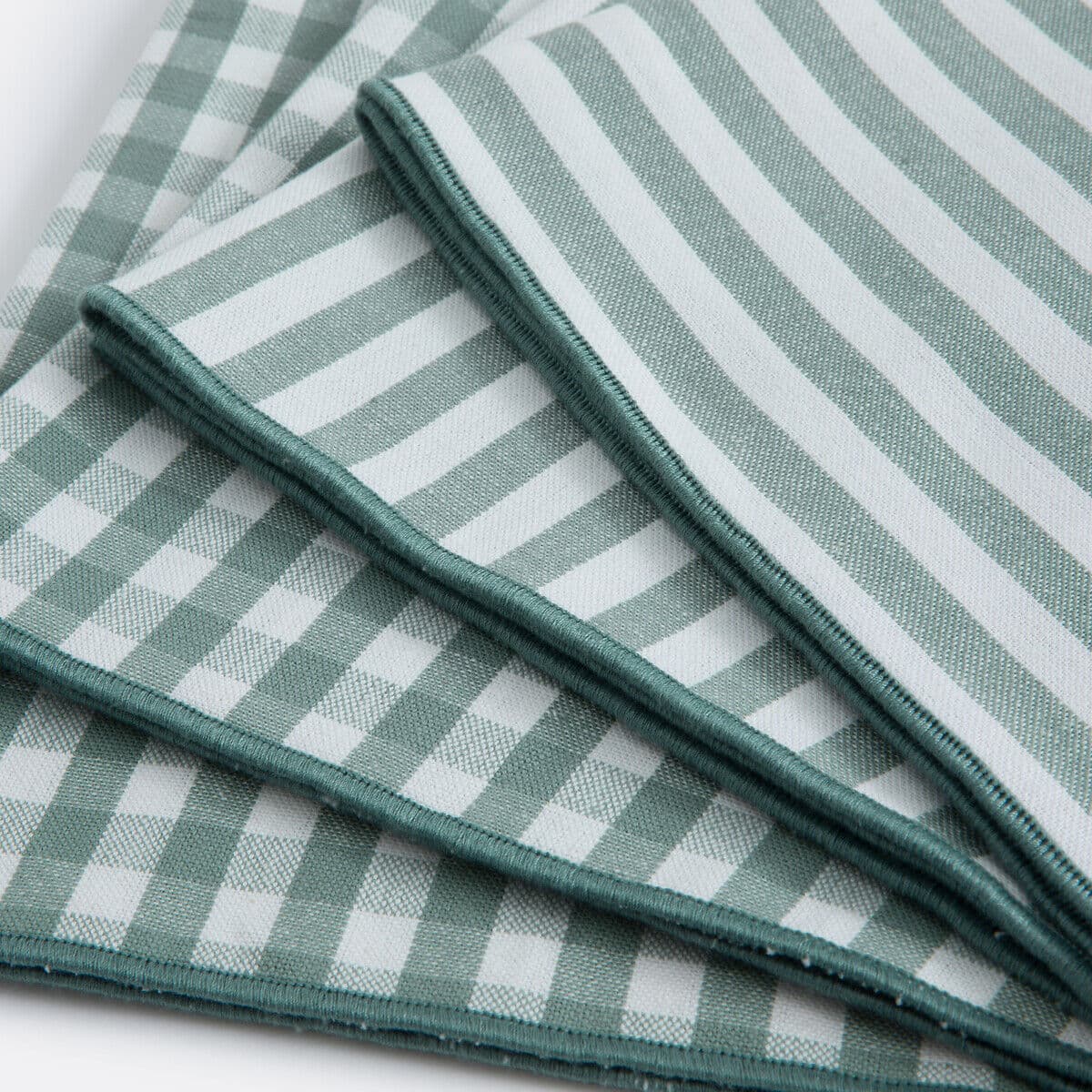 LA REDOUTE INTERIEURS Lot de 4 serviettes de table, 30% coton recyclé, tissé teint, SOIZIC