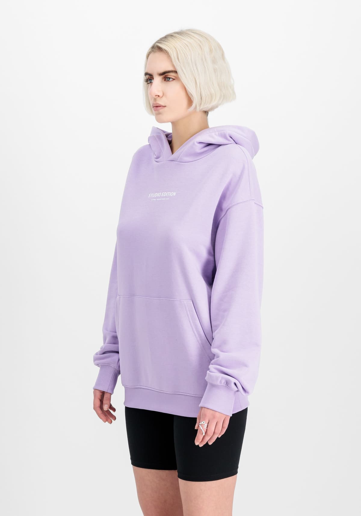 Hoodie ALPHA INDUSTRIES "Studio Edition Backprint Hoodie W", Damen, Gr. S, lila (pale violet), Obermaterial: 80% Baumwolle, 20% Polyester, loose fit, Sweatshirts Hoodie