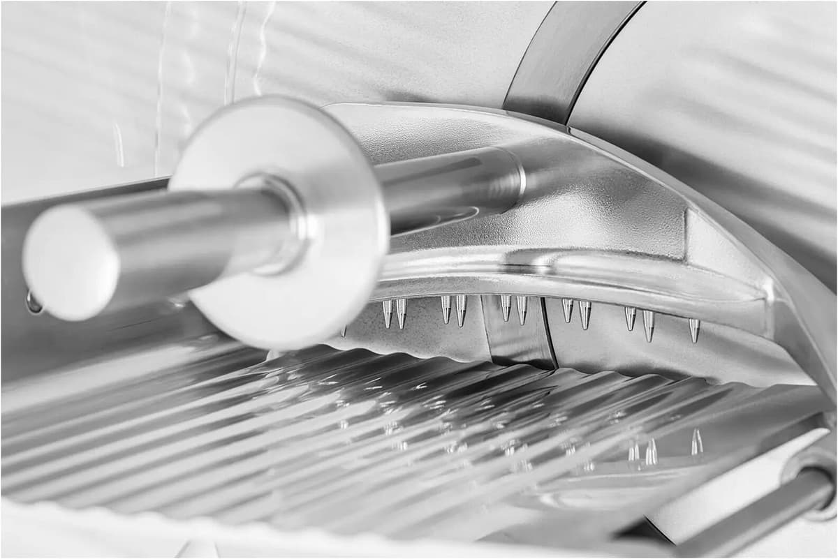 Royal Catering Nárezový stroj - 250 mm - až 12 mm - hliníkové rukoväti 10010173