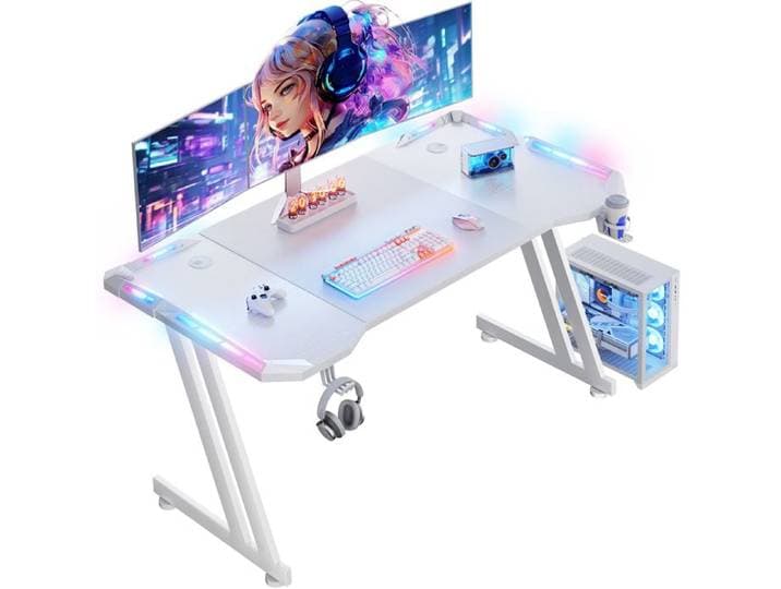 ECOFURNIX Bureau Gaming avec LED 140 x 60 cm Bureau Gamer avec Tapis de Souris Porte-gobelet et Crochet pour Casque Blanc