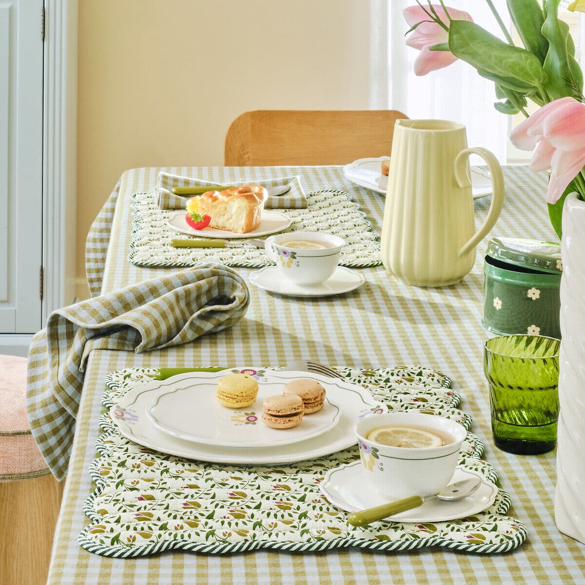 LA REDOUTE INTERIEURS Lot de 4 assiettes au décor floral, en porcelaine, POPIE