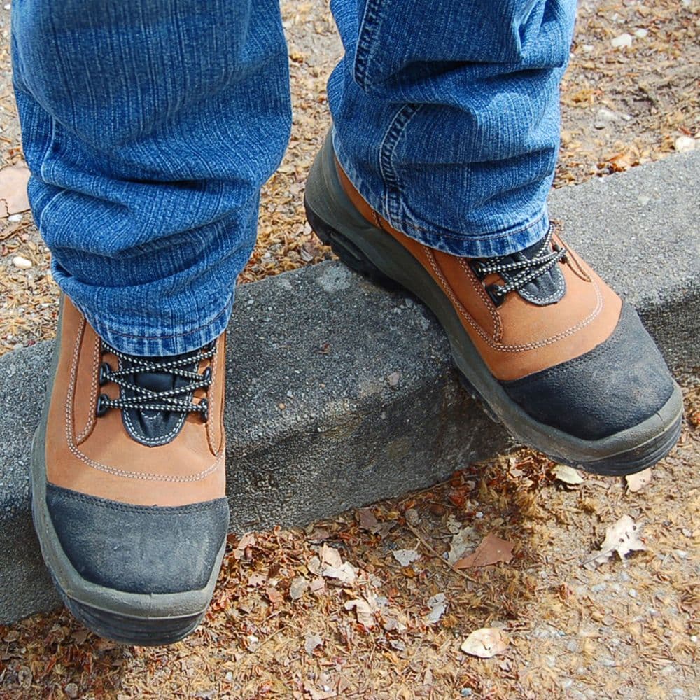 Chaussure de sécurité hautes en cuir pull-up SOLANO S3 CI SRC brun/noir P36 LEMAITRE SECURITE SOLNS30BF-36 Brun