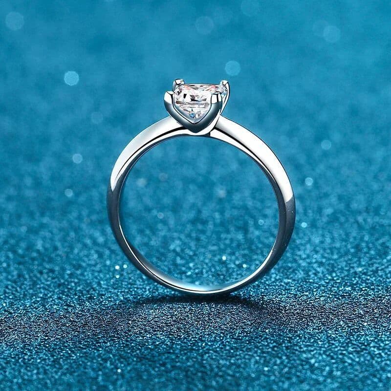 NeeTim 2ct VVS1 Princess Cut Moissanite Sparkling Ring for Women S925 Sterling Silver Eternity Band Wedding Party Fine Jewelry