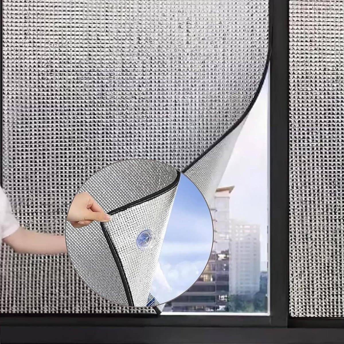 Zilveren isolerende raamfolie met zuignap montage, 40 x 120 cm