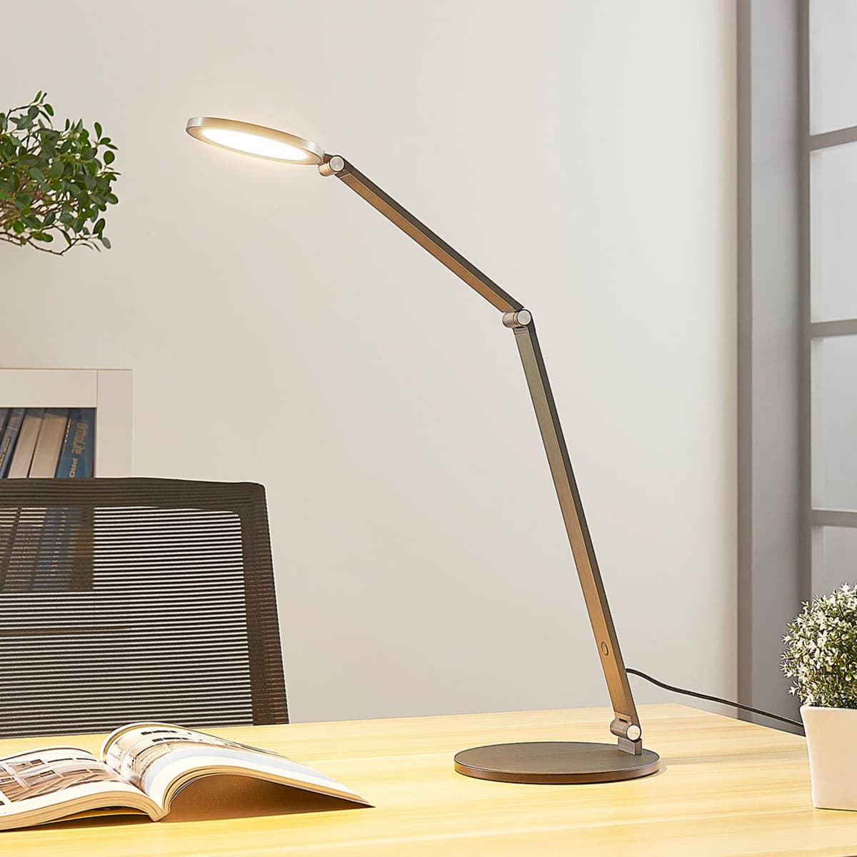 LED skrivebordslampe Mion Lucande, dæmpbar, Aluminium/grå/zink, Arbejdsværelse, Aluminium, Moderne