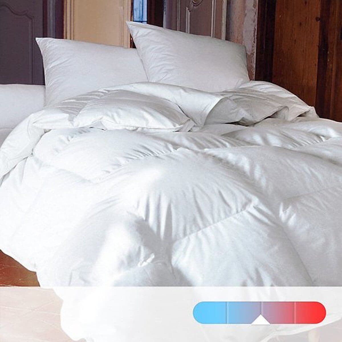 PYRENEX Couette 70% duvet de canard, traitée anti-acariens