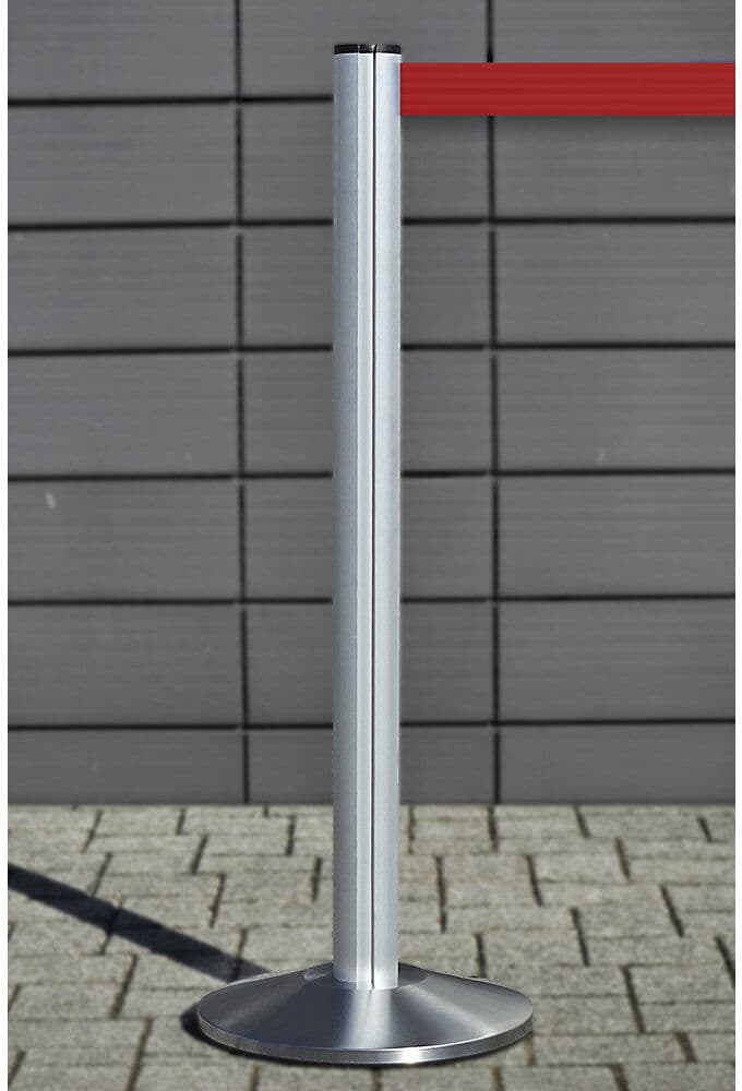 kaiserkraft Gurtpfosten aus Aluminium, Pfosten Chrom gebürstet, Auszug 2300 mm, Gurtfarbe Rot