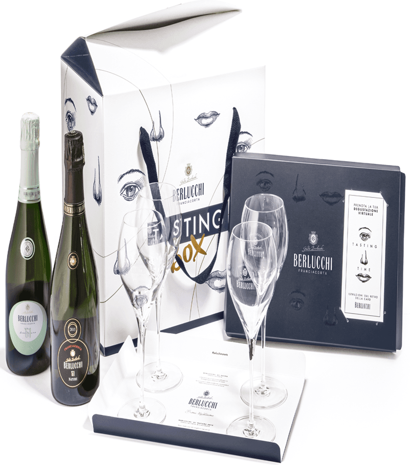Berlucchi Tasting Box: 61 Nature - 61 Satèn - 4 Flute - 1 Virtual Tasting Berlucch