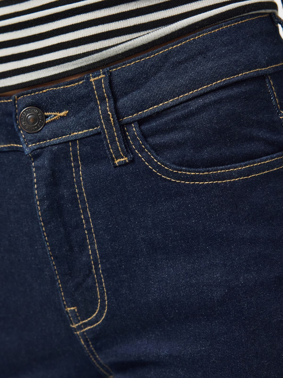 Skinny-fit-Jeans PIECES "PCDAISY MW SKINNY JEANS NOOS BC", Damen, Gr. 30, Länge 32, blau (dunkelblau denim detail:rinse), Denim/Jeans, Obermaterial: 98% Baumwolle, 2% Elasthan, unifarben, skinny fit lang, Jeans Skinny-fit-Jeans, Baumwollmischung, skinny f