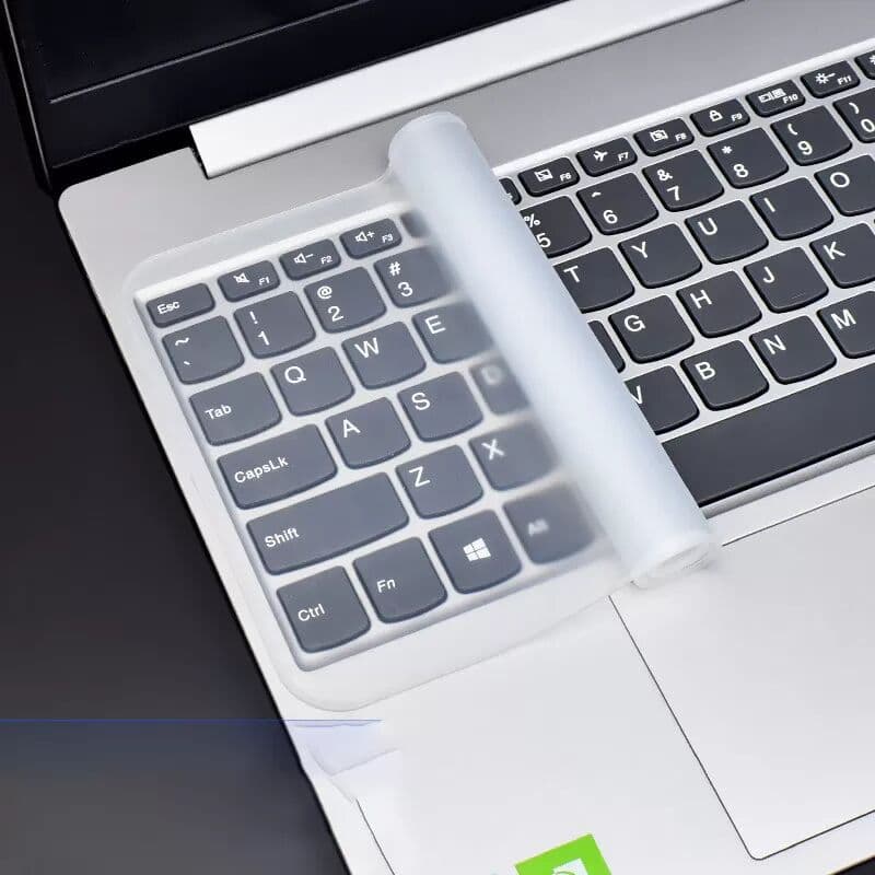INF Protection de clavier transparente pour ordinateurs portables M